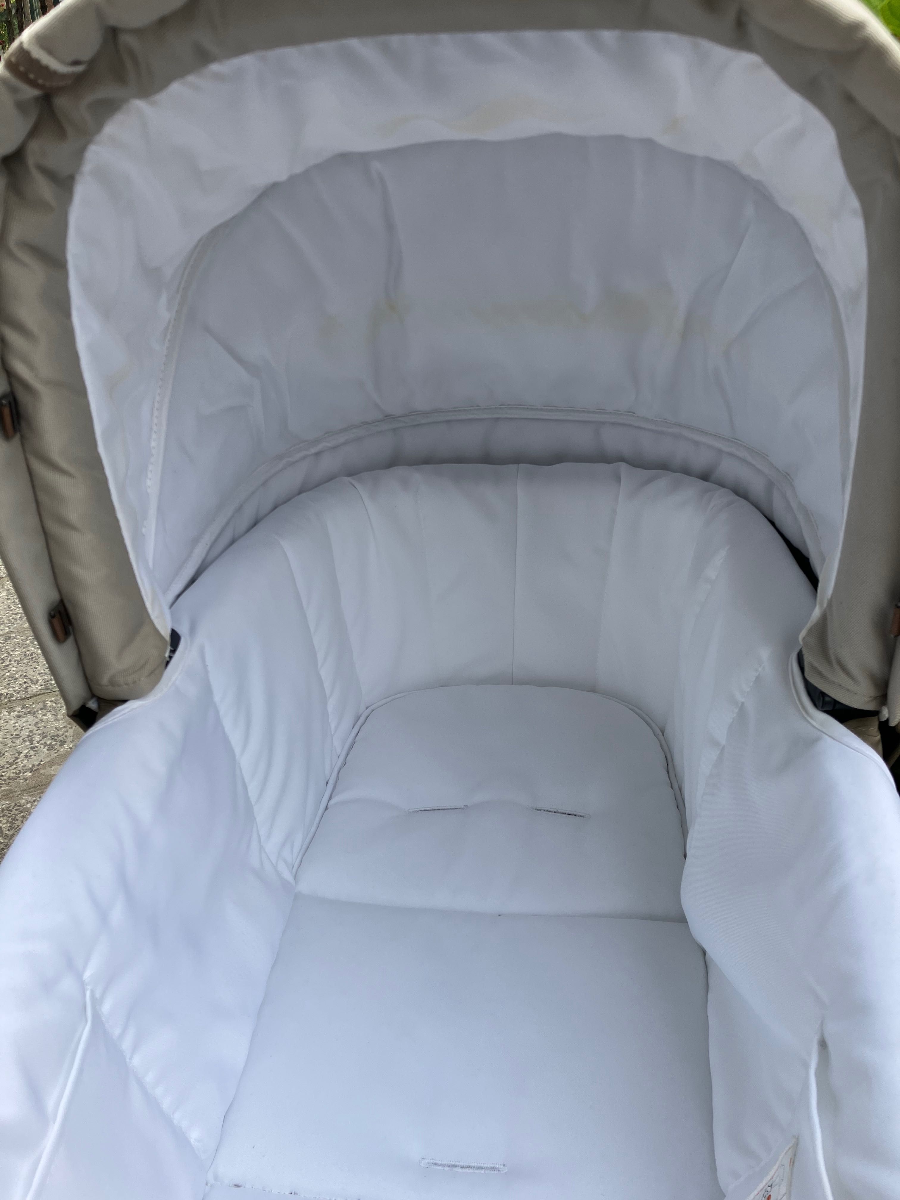 Бебешка бежова количка Peg Perego