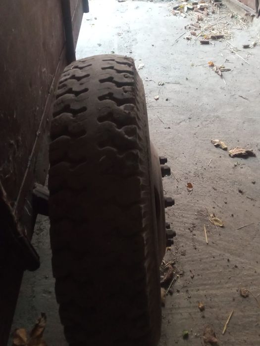 Vând remorcă pentru tractor