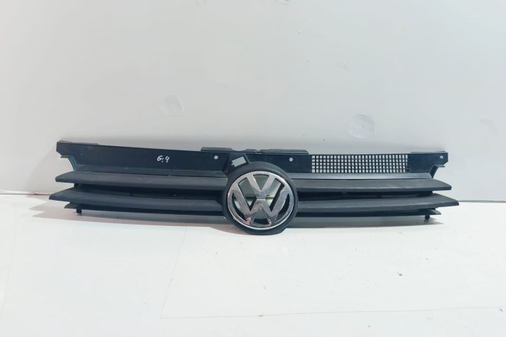 Grila radiator 1J0853655G Volkswagen VW Golf a 4-a generatie
