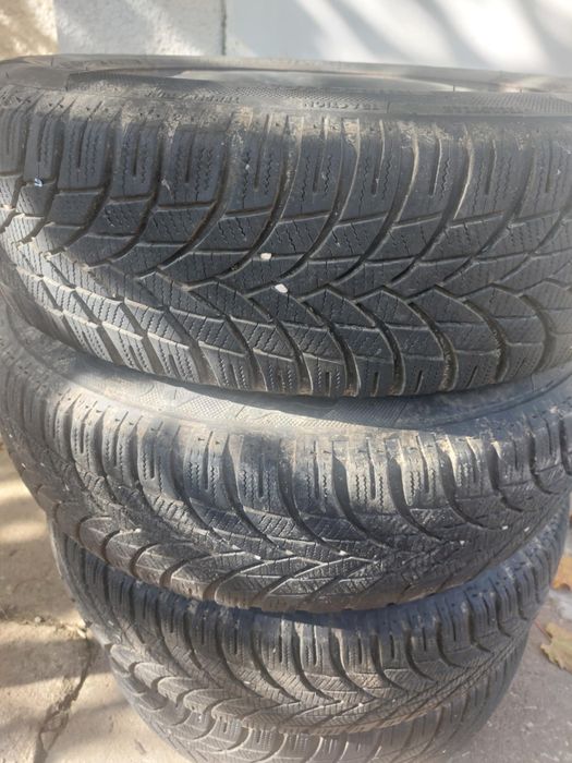 Зимни гуми с джанти 175/65/ 14