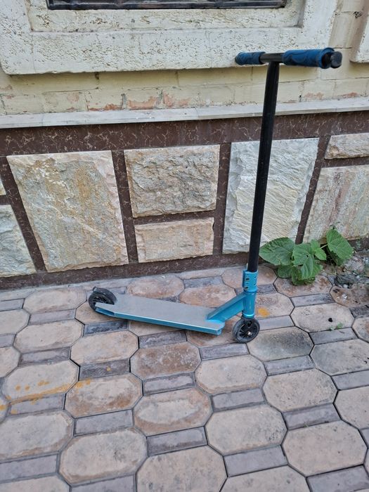 Самокат трюковой