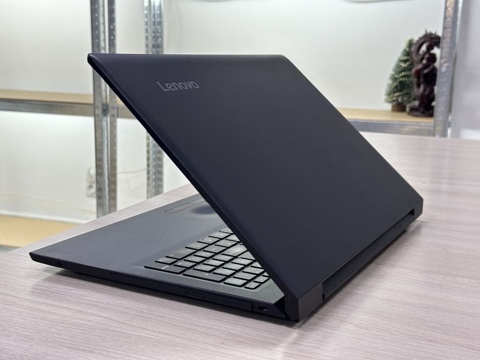 Ноутбук Lenovo / intel core i3 6200U / 4gb DDR4 / kaspi 0-0-12