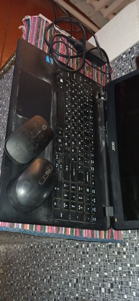 Acer Es1-512 series