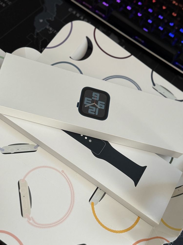 Apple watch se2 44мм
