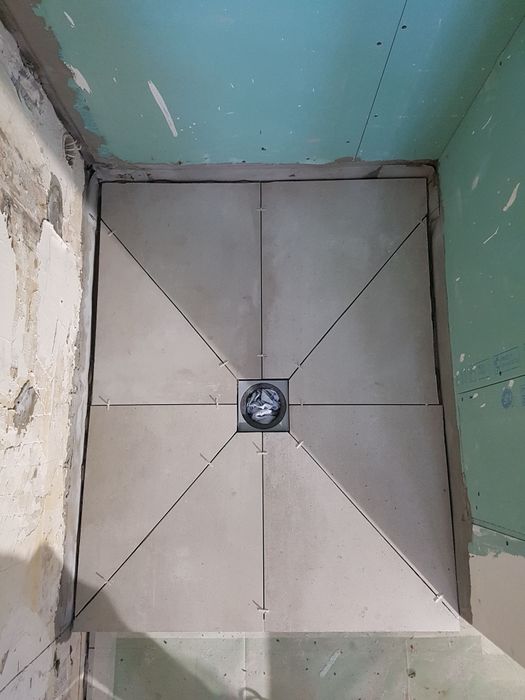 Renovări interioare. Zugraveli. Faianță.