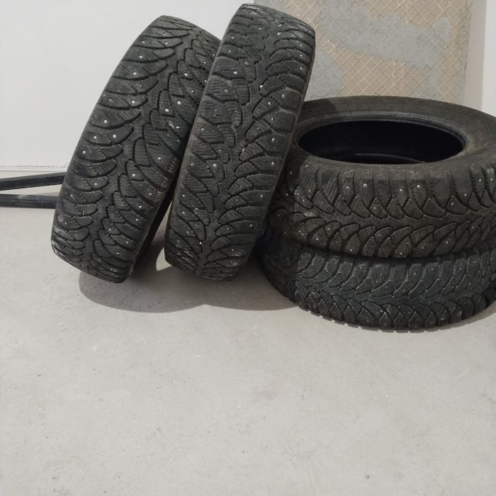 Авто шина продам