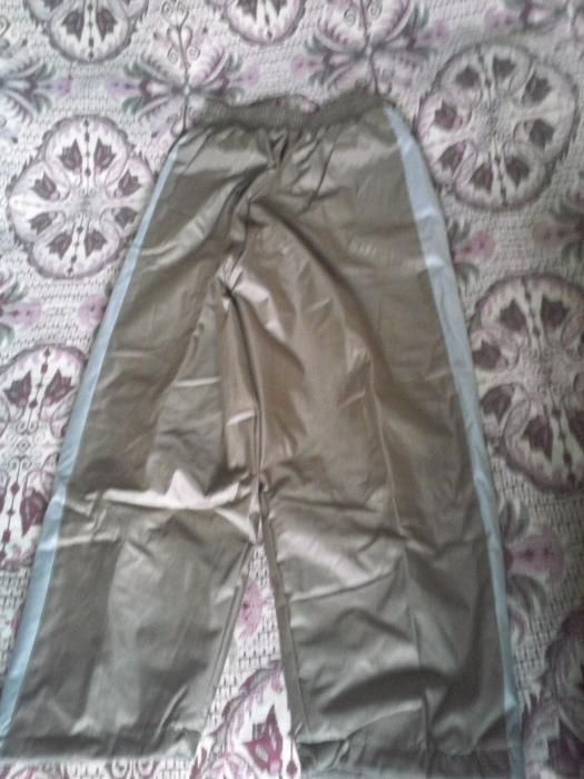 Нов спортен комплект с подплата и качулка