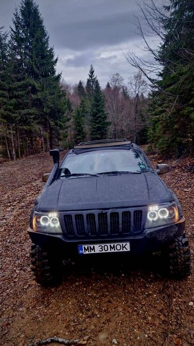 Se vinde jeep grand cherokee