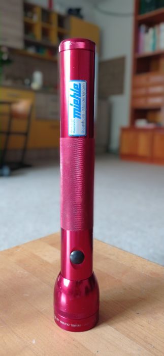 Lanternă cu acumulatori