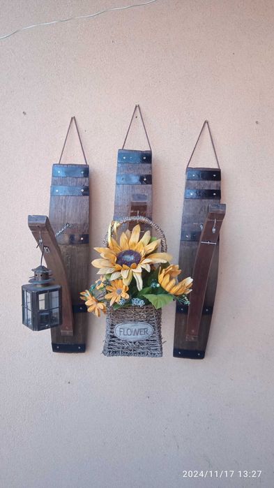 Ornament ,decoratiune tip suport ghivece flori.