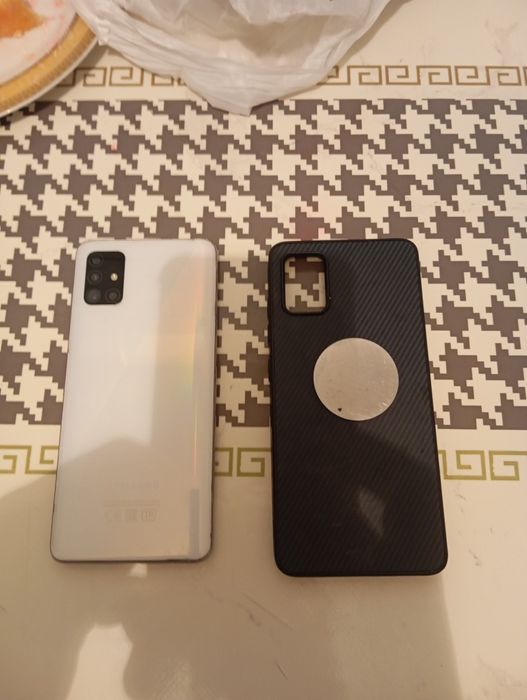 Телефон сатылады