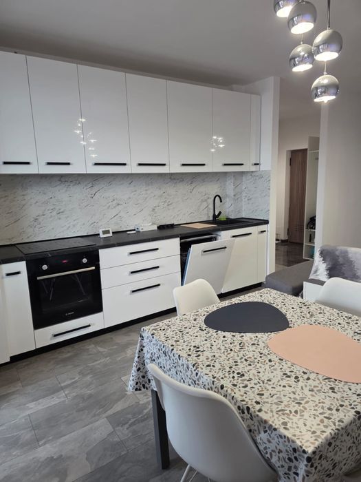 Apartament doua camere ,chirie.