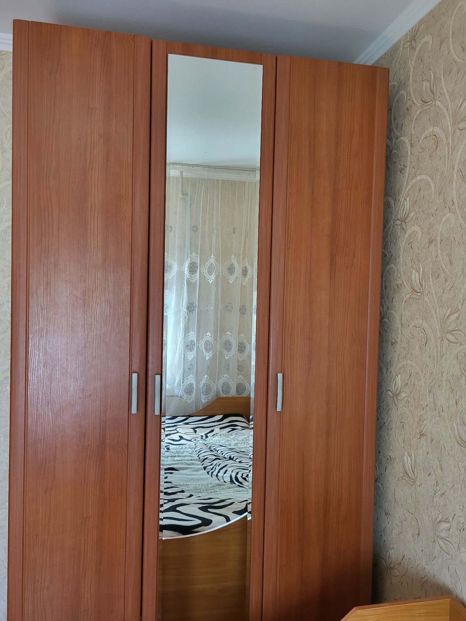 Продам шкаф в отличном состоянии
