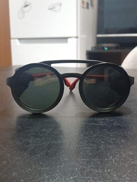 Продавам Carrera 5046