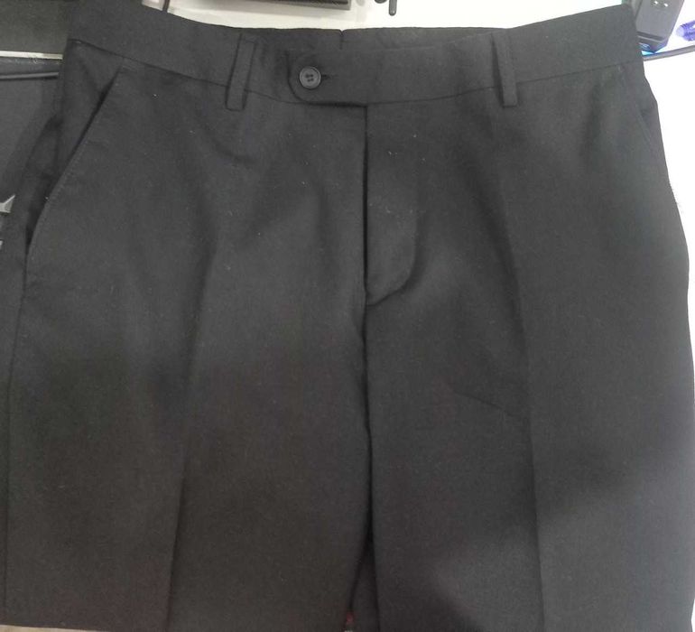 Продам Мужские брюки черные 54 размера