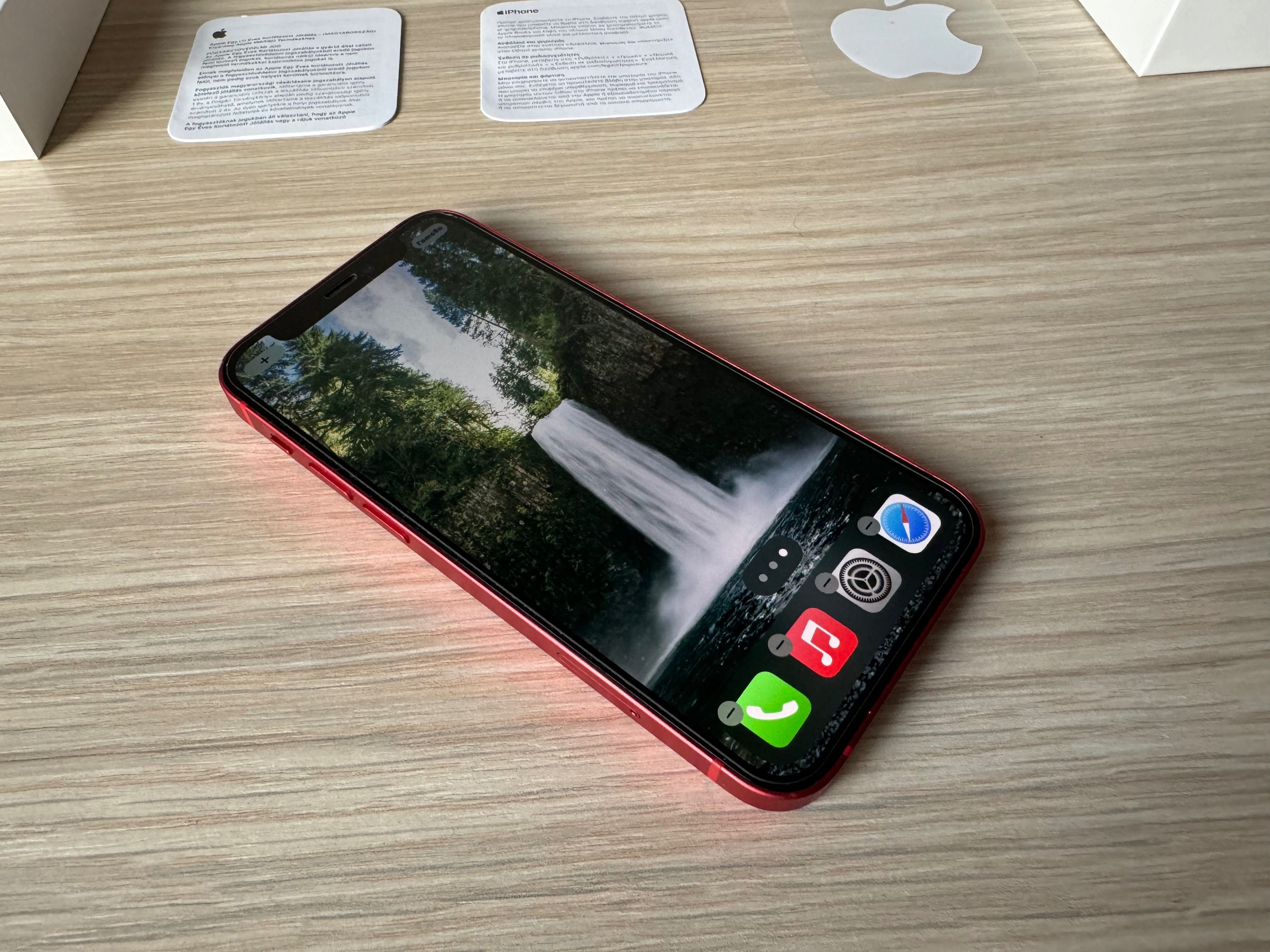 iPhone 12 mini 64GB Red + 4 калъфа подарък