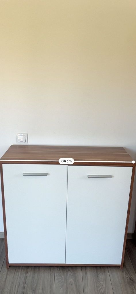 Vând 2 corpuri de mobilier