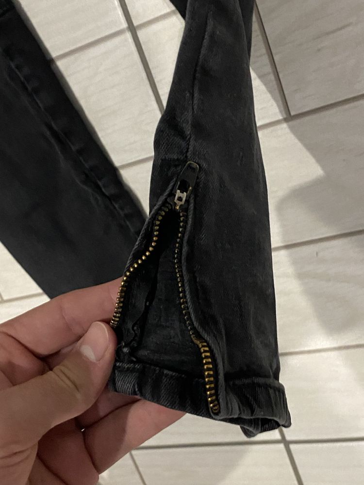 Мъжки дънки Zara