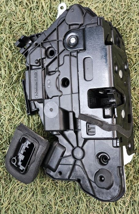 Машинка брава Golf 6