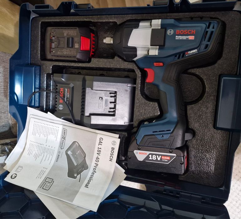 Bormasina cu impact BOSCH GDS 18V -1000