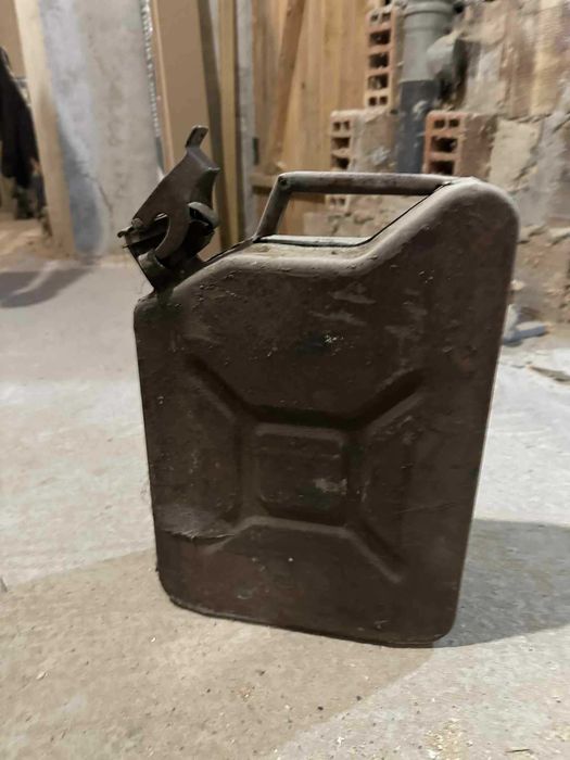 Метална туба 10 литра