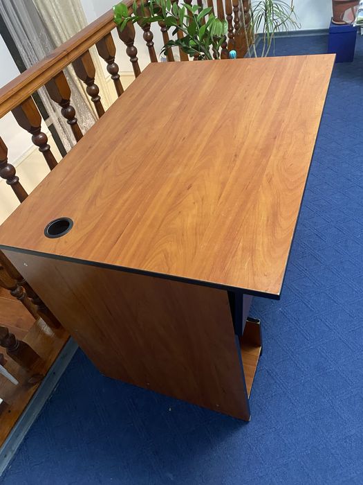 Межкомнатный и входной дверь