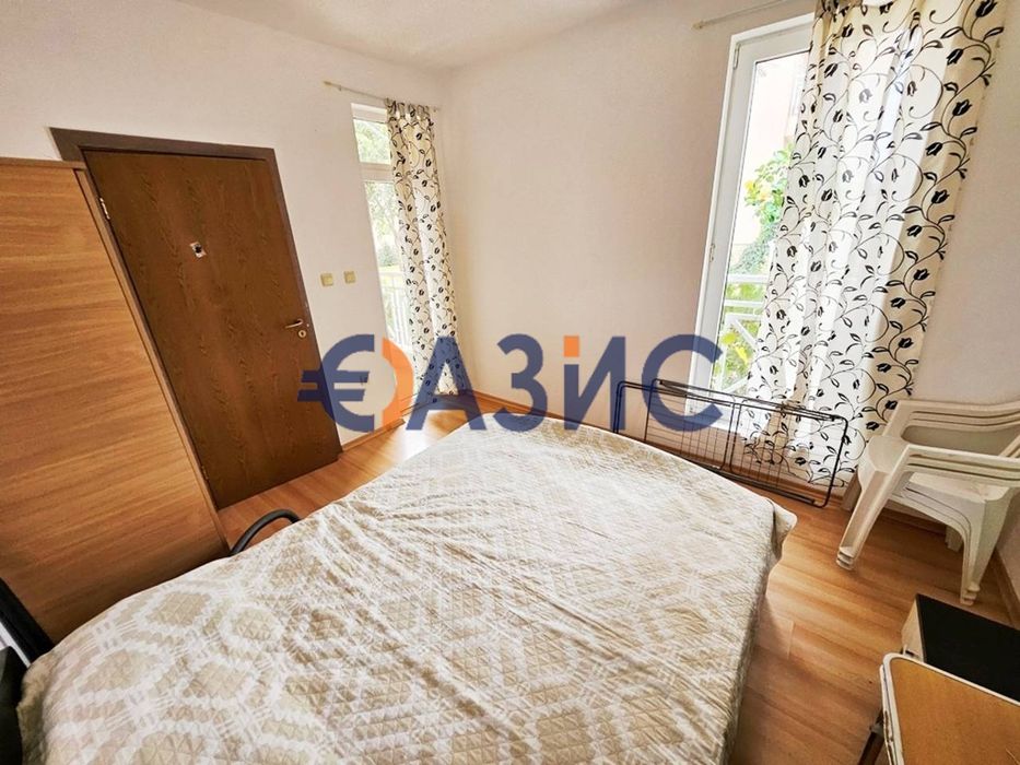 Продава се Тристаен апартамент в к.к. Слънчев бряг - 74 кв.м за 500 €/кв.м - Снимка #9