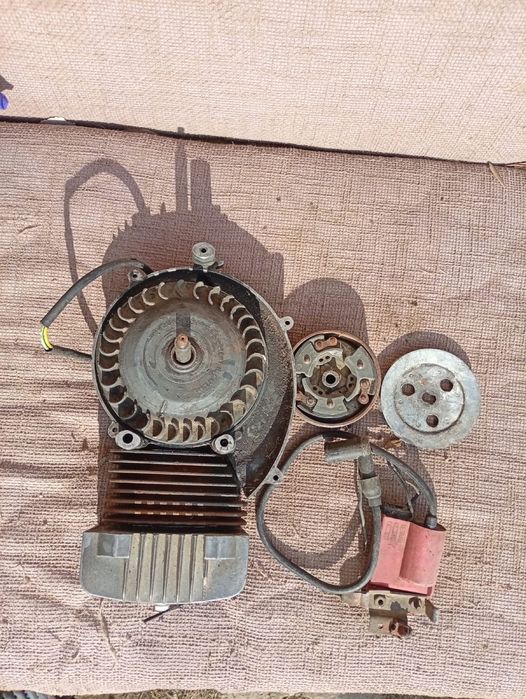 Vând mobră piaggo si