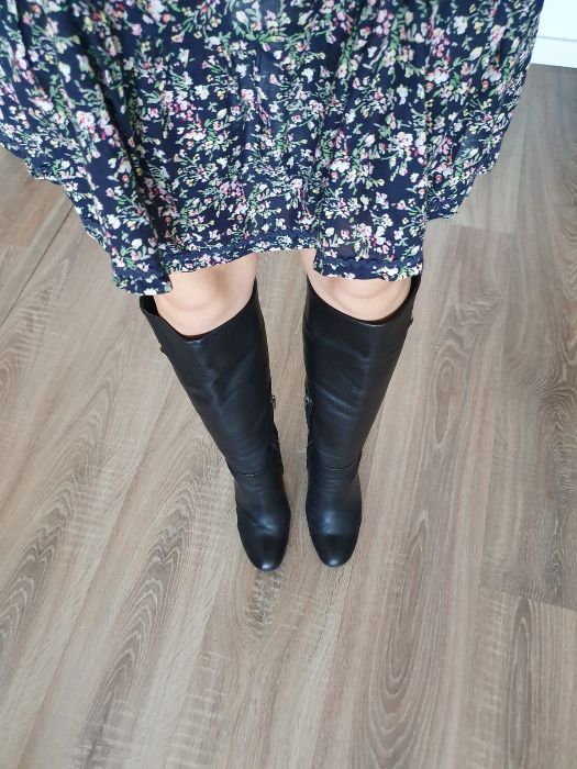 Cizme Burberry marimea 37.5, 38