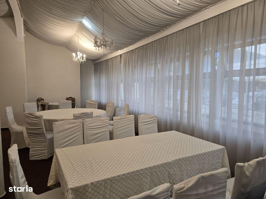 Se închiriază fostul restaurant Nefertiti Piatra-Neamt