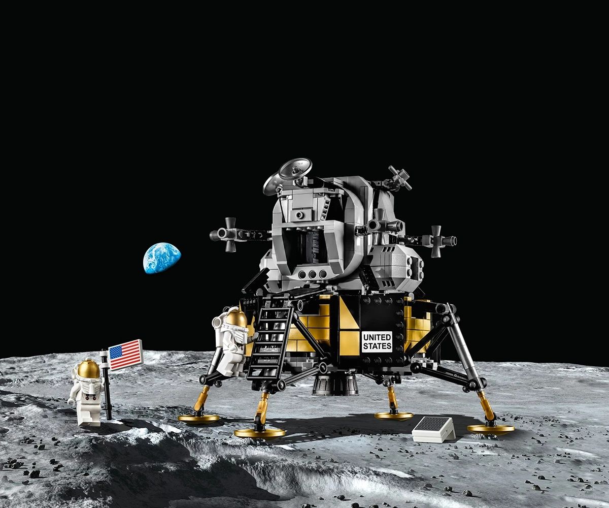 LEGO Creator Expert 10266 Лунен модул NASA Apollo 11 + Лед кит