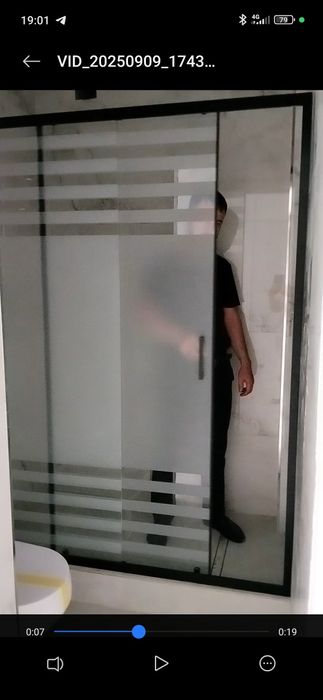 Душевая кабина . установка.0.6 ...1 .см толщина . стекла.прозрачная ,