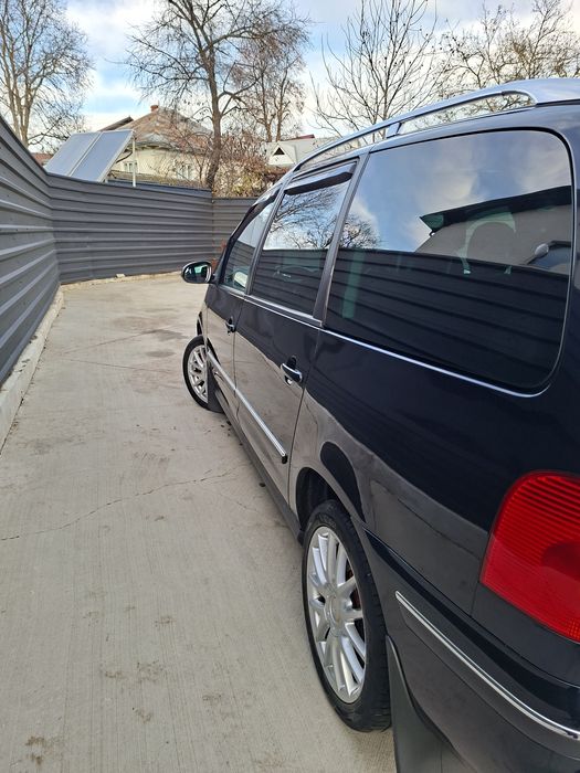 Vând sharan model special