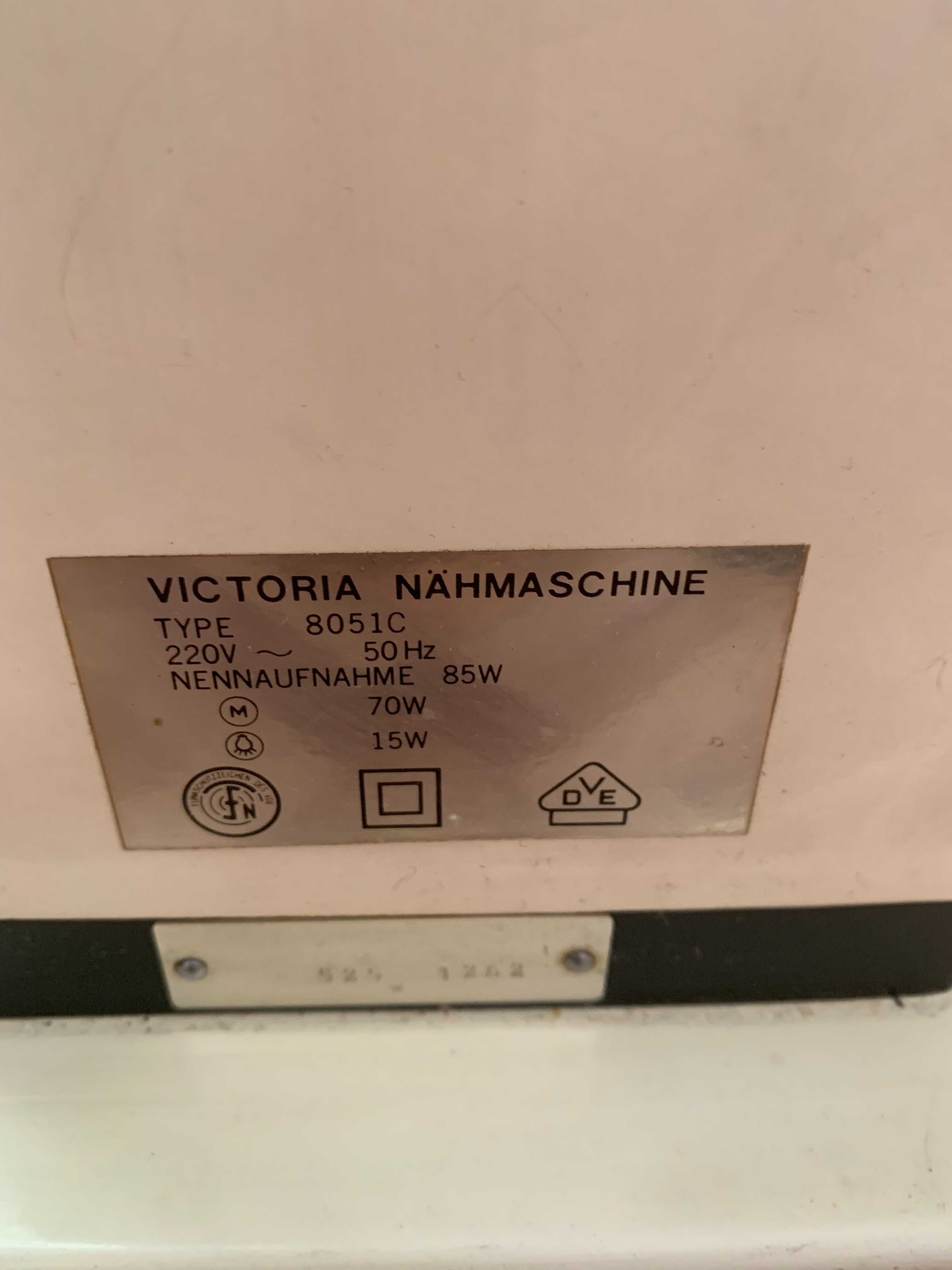 Шевна машина Victoria 8051