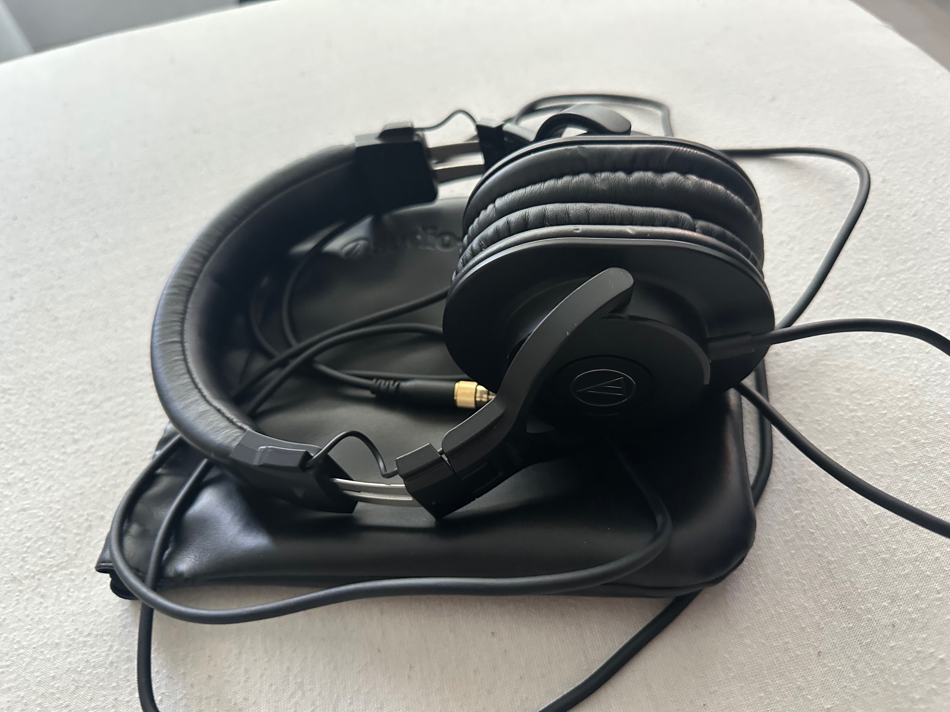 Слушалки Audio-Technica ATH- M30X