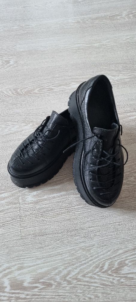 Vand pantofi casual dama din piele