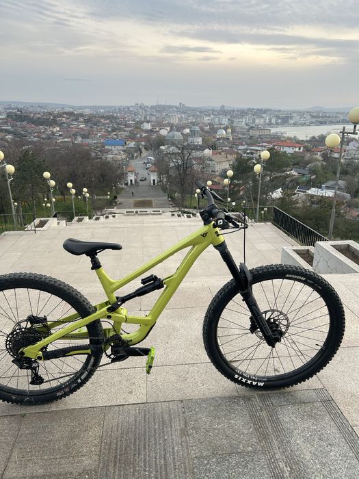 Yt capra core 1 2024