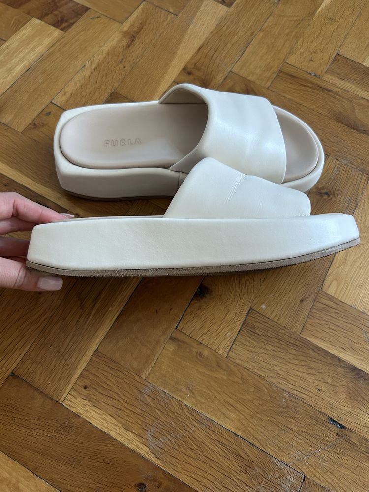 FURLA - 38 размер