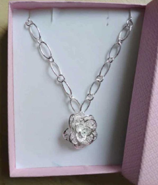 Нов, дамски, плътен, сребърен ланец/ гривна. 12 налични модели. кутия.