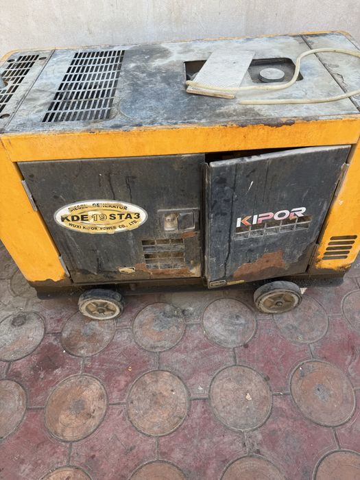 движок генератор сотилади