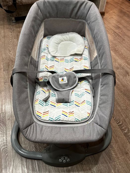 Продам шезлонг качеля Mastela