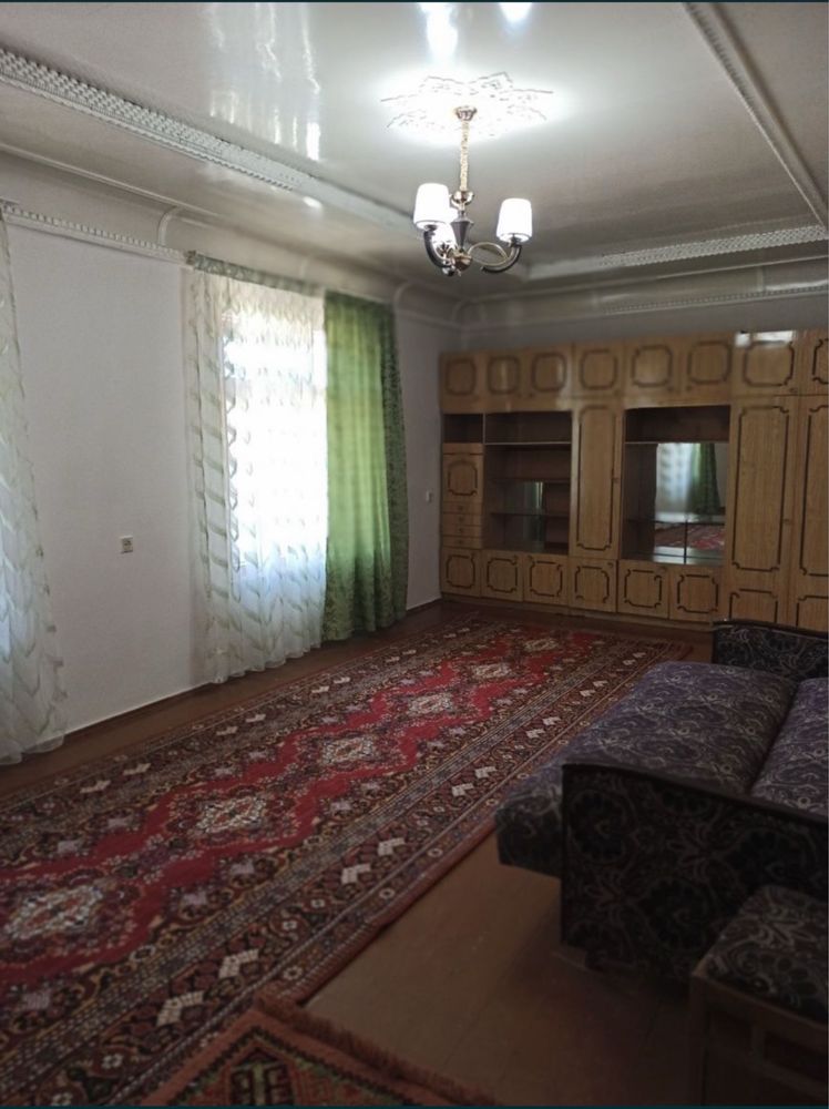 Сдам на долгосрочную аренду большой двухэтажный дом, 9 комнат, 6 соток