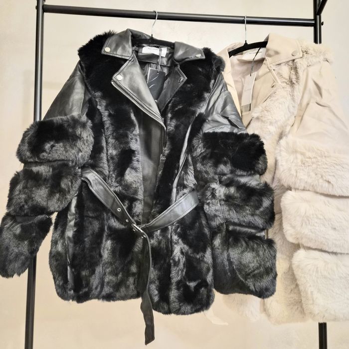Дамско яке с пух zara