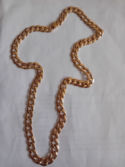 Продавам златен ланец "панцер"