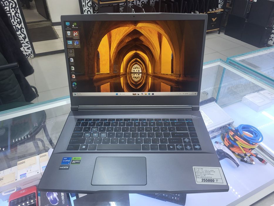 Ноутбук MSI core i5 12450H Озу 16гб ssd512gb rtx3050 рассрочка