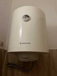 Vand boiler electric marca Ariston