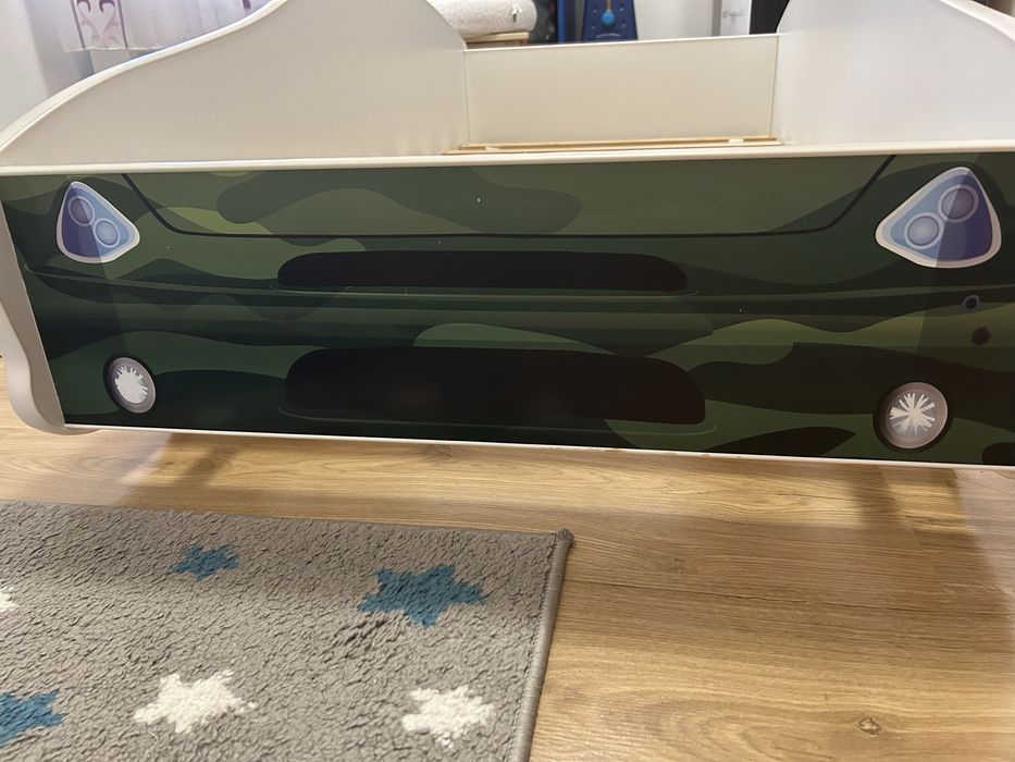 Patut copii military car + saltea
