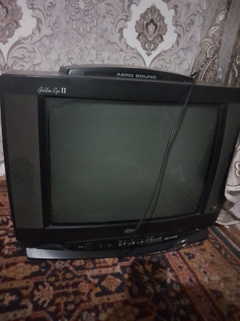 Телевизор LG диагональ экрана 50 см рабочий