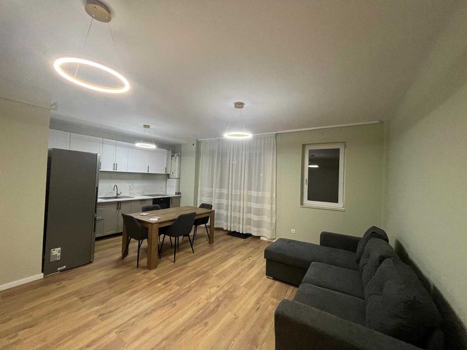 Inchiriez ap 3 camere - 67 m² in zona Vivo - Urbano Panoramic Floresti