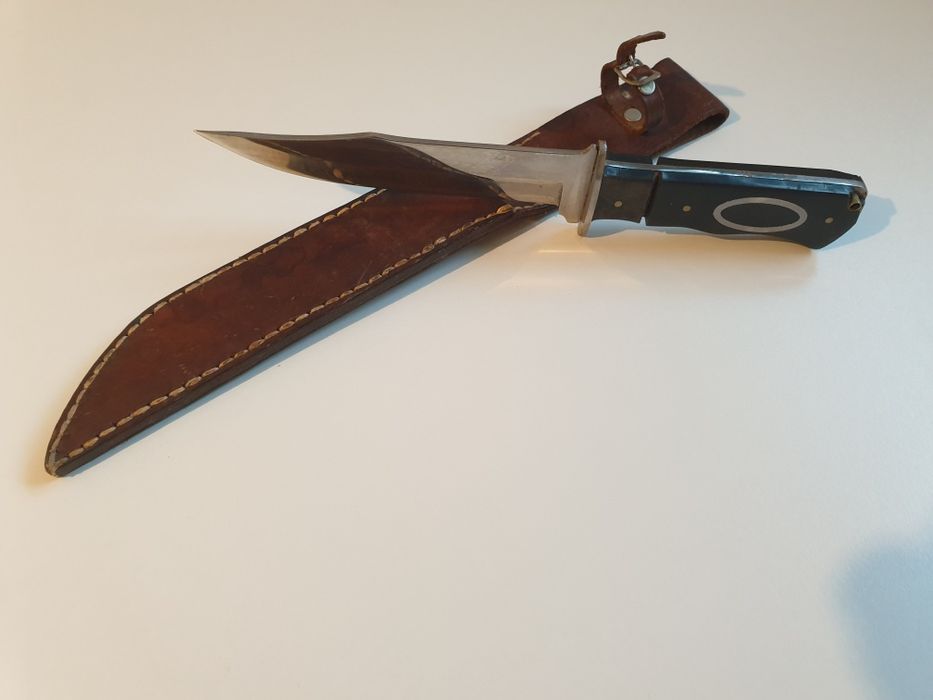 Vand baioneta militara veche si cutit vânătoare